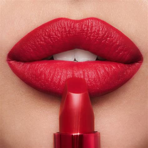 charlotte tilbury vixen|Hollywood Vixen: Bright Red Matte Lipstick .